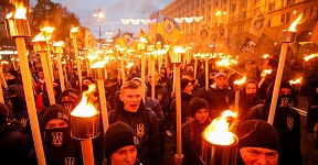 Dossier de presse sur les organisations néo-nazies en Ukraine