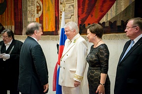 Sur la réception d’Etat à l’occasion du Jour de la Russie Ambassade de Russie en France, 12 juin 2018