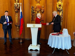 Сérémonie d’accueil dans la citoyenneté russe