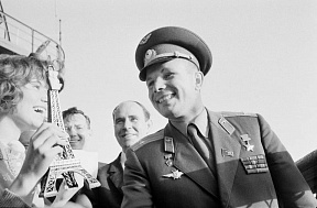 Обращение Посла России во Франции А.Ю.Мешкова по случаю 60-летия первого полета человека в космос