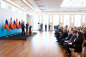 Discours et réponses aux questions des médias du ministre russe des Affaires étrangères, Sergueï Lavrov, à l’issue des négociations avec le ministre turc des Affaires étrangères Mevlut Cavusoglu, Ankara, le 8 juin 2022